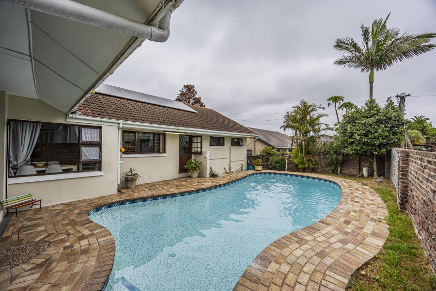 3 Bedroom Property for Sale in Beacon Bay North Eastern Cape